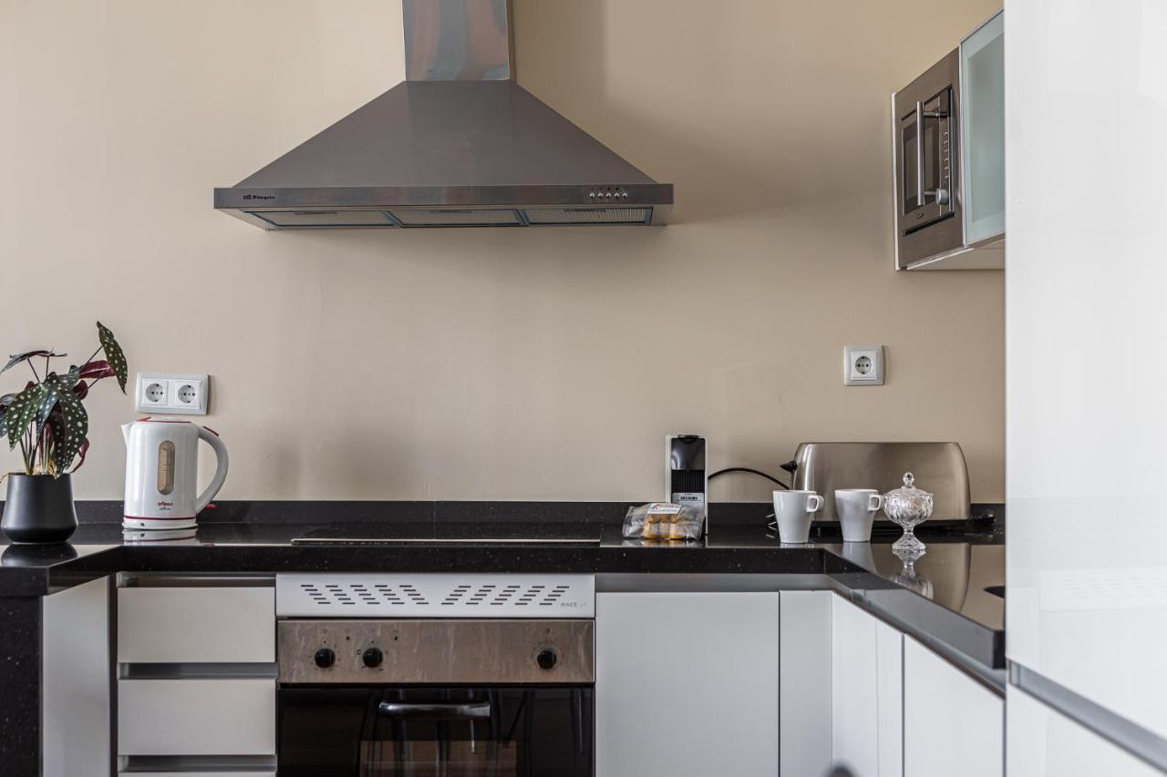Waou Apartamentos En Sol Deluxe 2 Madrid Kültér fotó